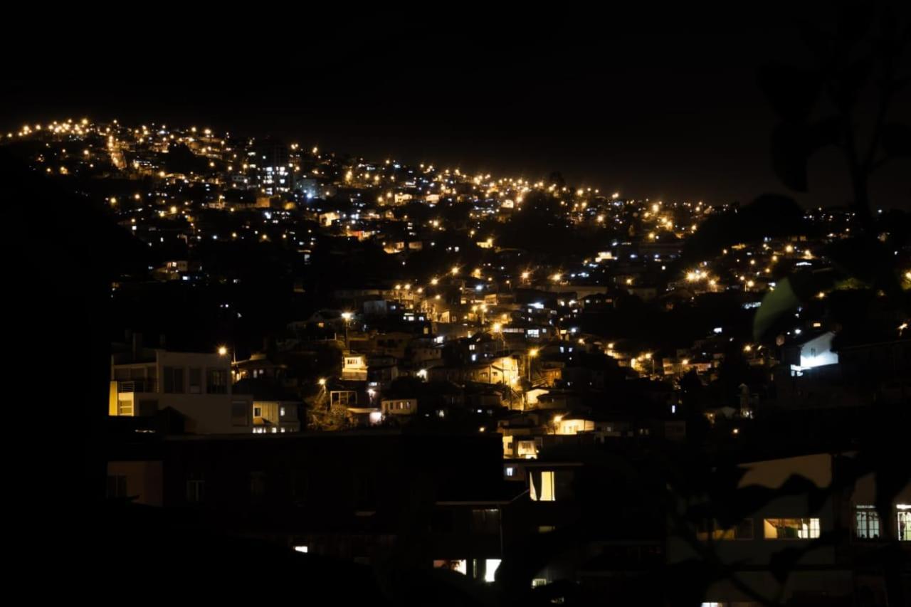 Beer&Beer Bed & Breakfast Valparaiso Bagian luar foto